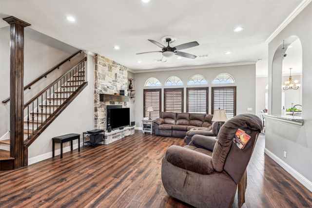 3045 Preston Club Drive, Sherman, TX 75092