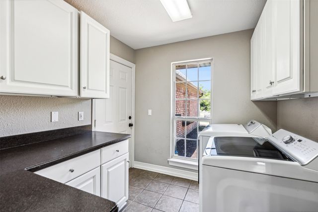 3045 Preston Club Drive, Sherman, TX 75092