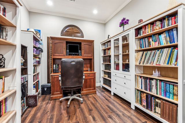 3045 Preston Club Drive, Sherman, TX 75092