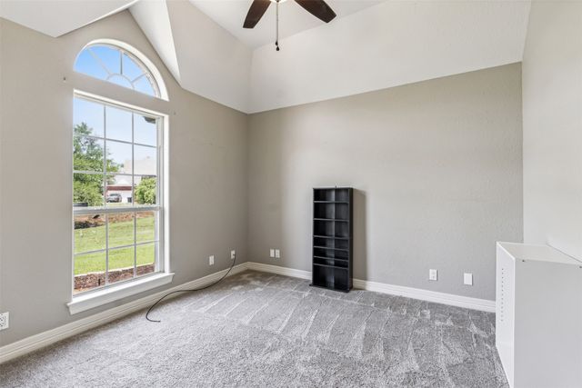 3045 Preston Club Drive, Sherman, TX 75092