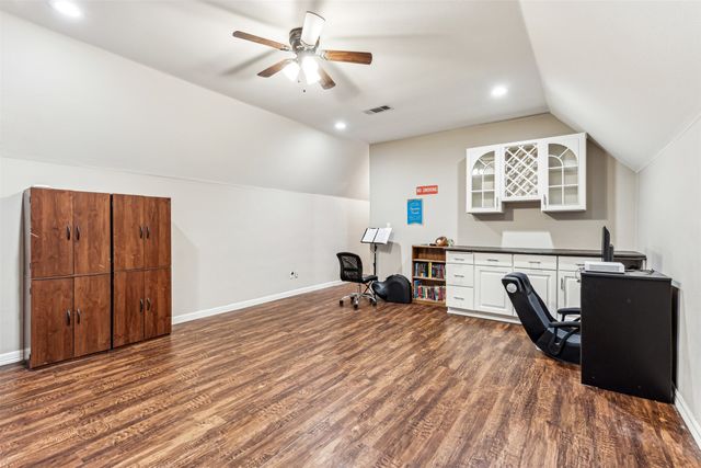 3045 Preston Club Drive, Sherman, TX 75092