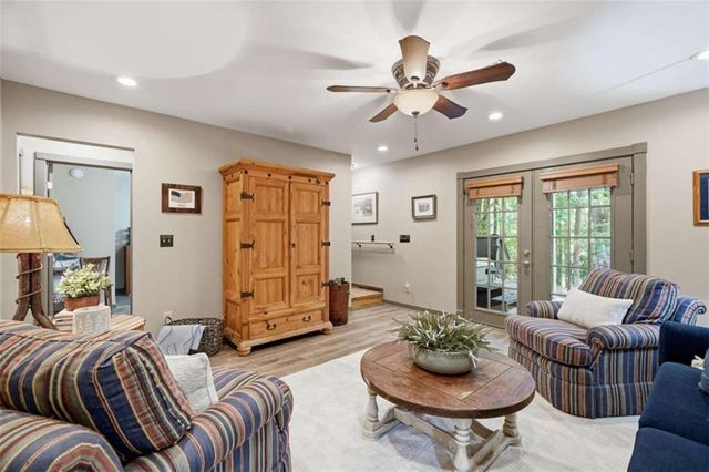 46 Gooseberry Trail, Blue Ridge, GA 30513