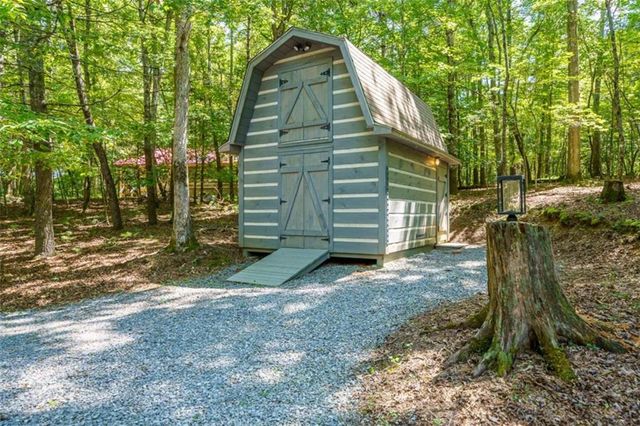 46 Gooseberry Trail, Blue Ridge, GA 30513