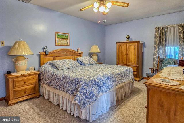 418 PARK AVE, Lock Haven, PA 17745