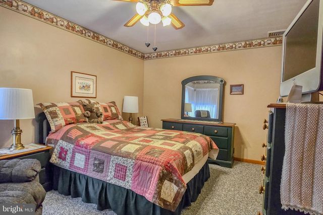 418 PARK AVE, Lock Haven, PA 17745