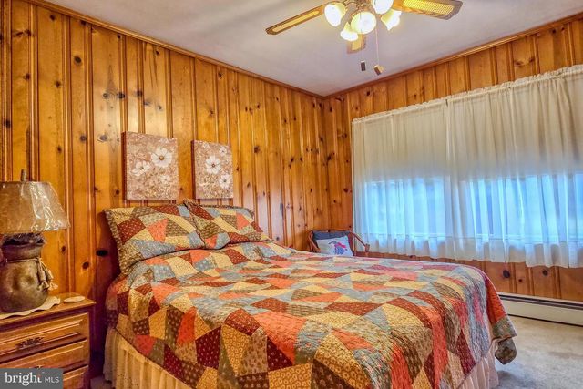 418 PARK AVE, Lock Haven, PA 17745