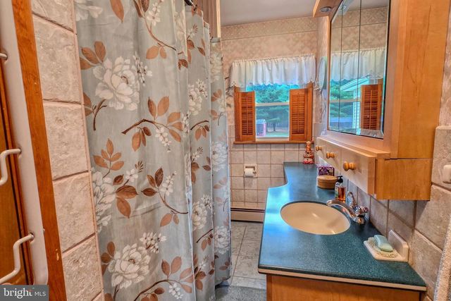 418 PARK AVE, Lock Haven, PA 17745