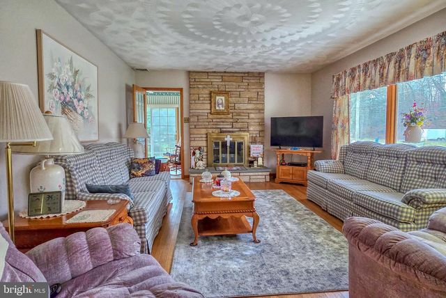 418 PARK AVE, Lock Haven, PA 17745