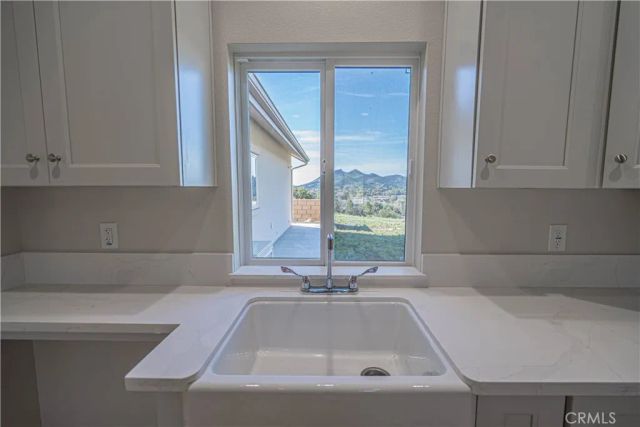 10540 Darling Road, Agua Dulce, CA 91390