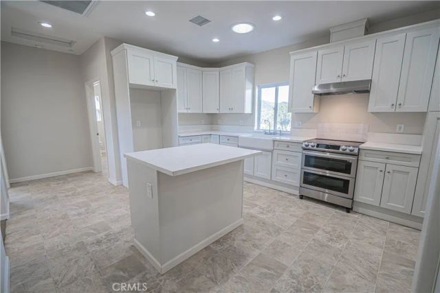 10540 Darling Road, Agua Dulce, CA 91390