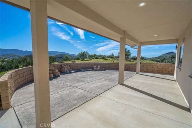 10540 Darling Road, Agua Dulce, CA 91390