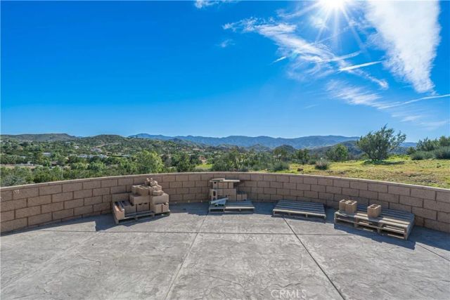 10540 Darling Road, Agua Dulce, CA 91390