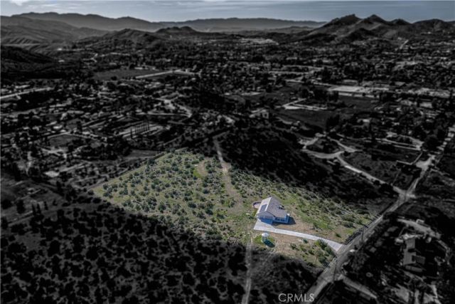 10540 Darling Road, Agua Dulce, CA 91390