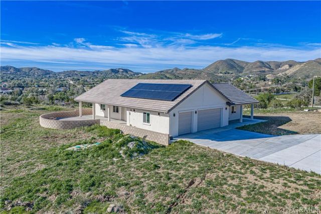 10540 Darling Road, Agua Dulce, CA 91390