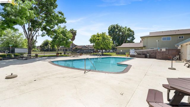 2110 Peppertree 1, Antioch, CA 94509