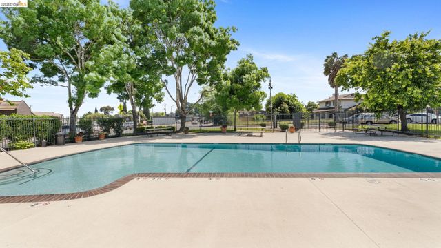 2110 Peppertree 1, Antioch, CA 94509