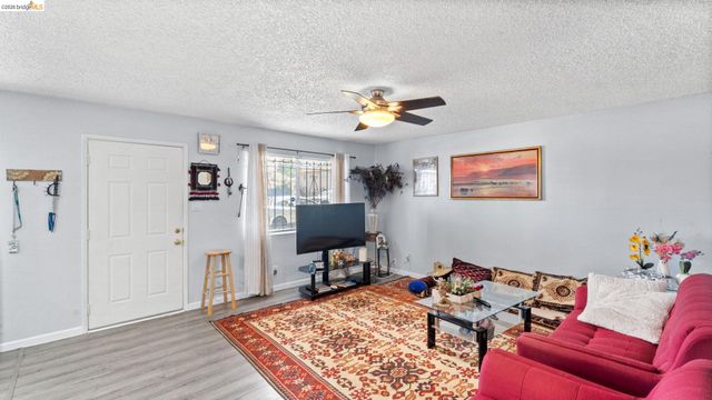 2110 Peppertree 1, Antioch, CA 94509