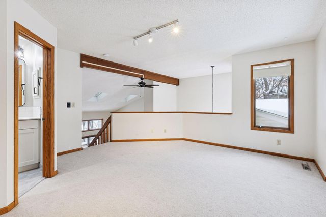 491 Sterling Street S, Maplewood, MN 55119