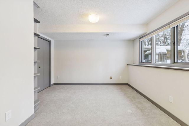 491 Sterling Street S, Maplewood, MN 55119