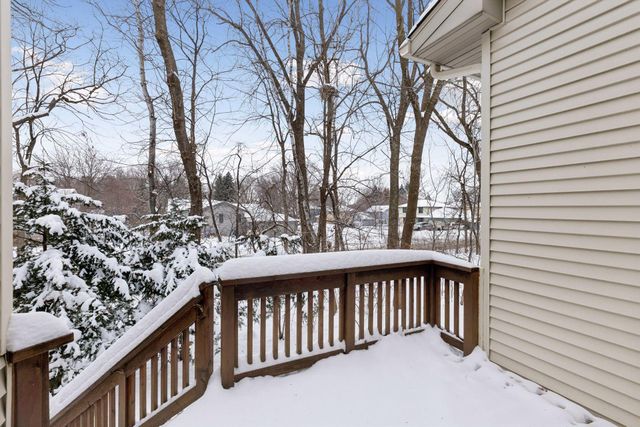 491 Sterling Street S, Maplewood, MN 55119