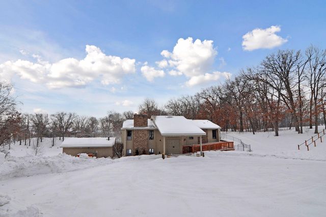 491 Sterling Street S, Maplewood, MN 55119