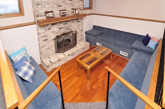 491 Sterling Street S, Maplewood, MN 55119