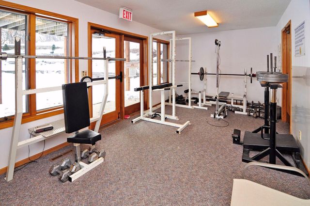 491 Sterling Street S, Maplewood, MN 55119