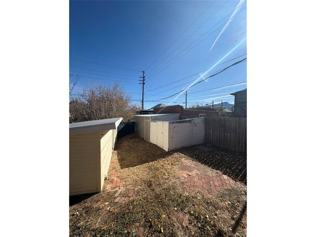 812 State St, Trinidad, CO 81082