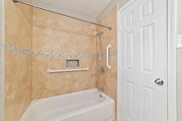 11610 Grapewood Drive, Houston, TX 77089