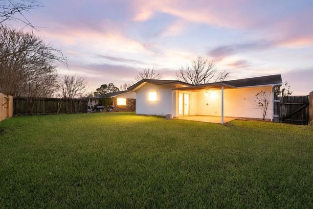 11610 Grapewood Drive, Houston, TX 77089