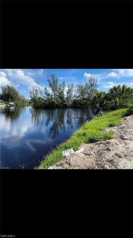 2320 NW 44th PL, Cape Coral, FL 33993