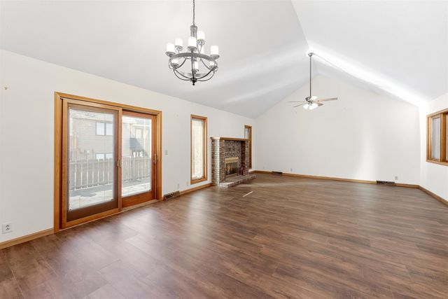 845 Fairdale Rd Apt B, Salina, KS 67401