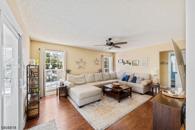 234 Oak Forest Dr, Brick Twp., NJ 08724