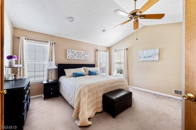 234 Oak Forest Dr, Brick Twp., NJ 08724