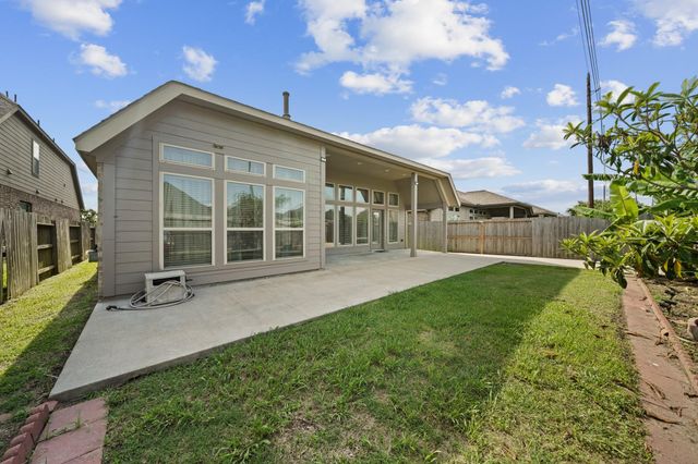 2917 Parkstone Field Lane, Pearland, TX 77584
