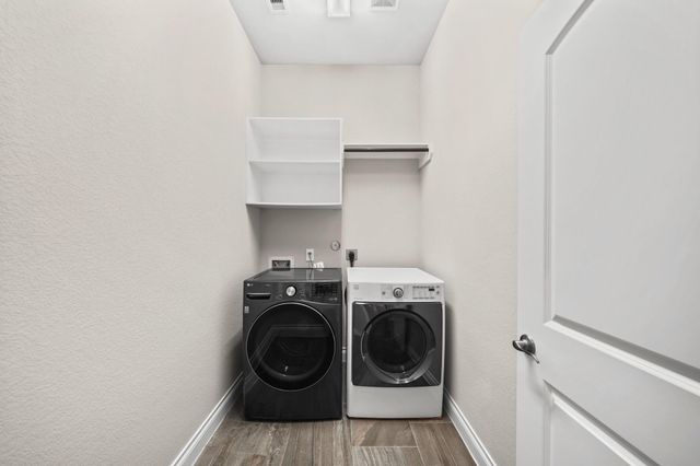 2917 Parkstone Field Lane, Pearland, TX 77584