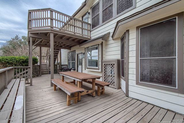 19442 Mill Oak, San Antonio, TX 78258