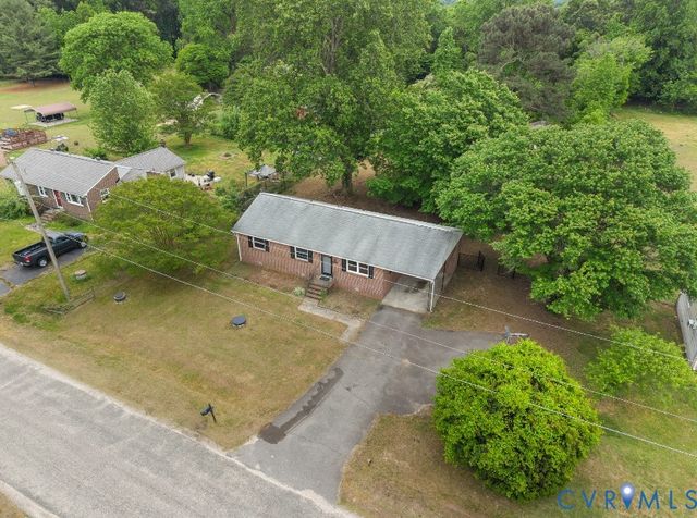 2713 Irwin Rd, Prince George, VA 23875
