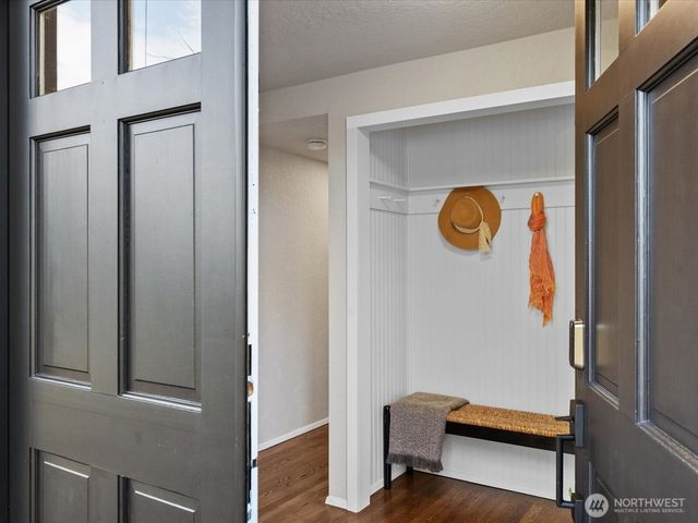 17118 103rd Street SE, Snohomish, WA 98290