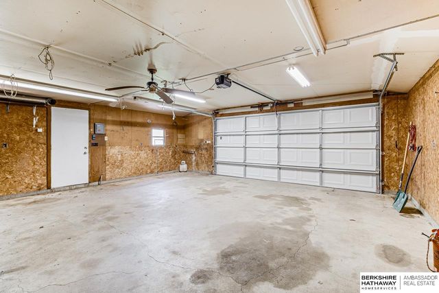 7110 S 38th Street, Bellevue, NE 68147