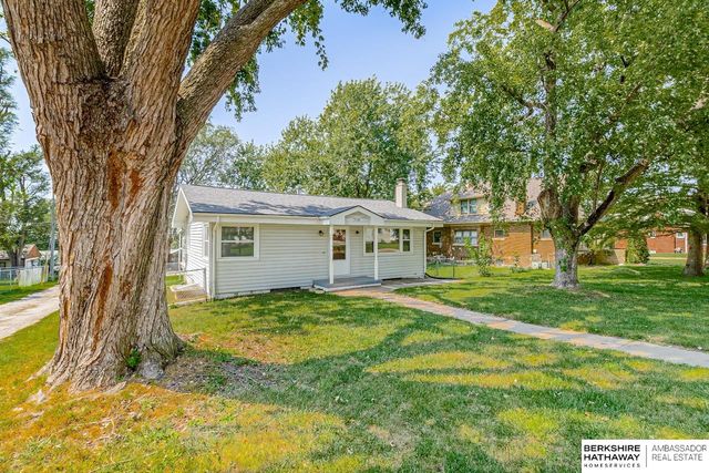 7110 S 38th Street, Bellevue, NE 68147