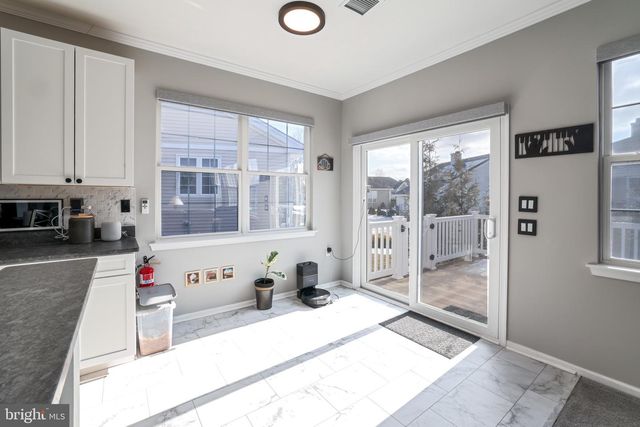 24 JUMPING BROOK LN, Barnegat, NJ 08005