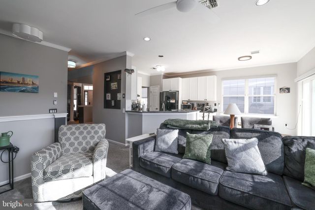 24 JUMPING BROOK LN, Barnegat, NJ 08005