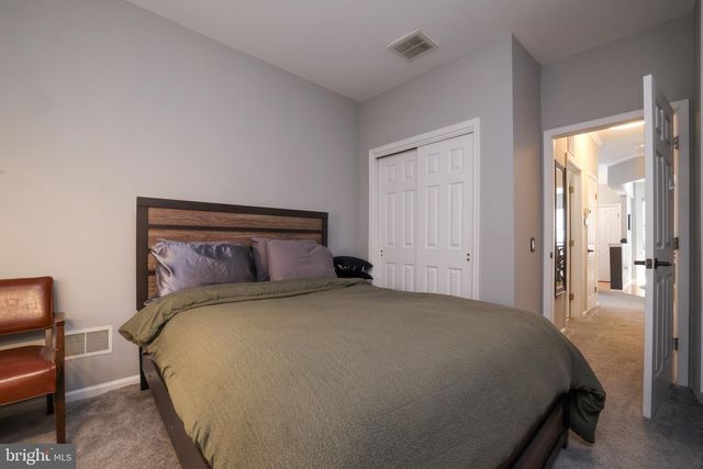 24 JUMPING BROOK LN, Barnegat, NJ 08005