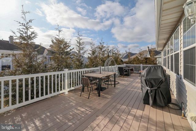 24 JUMPING BROOK LN, Barnegat, NJ 08005