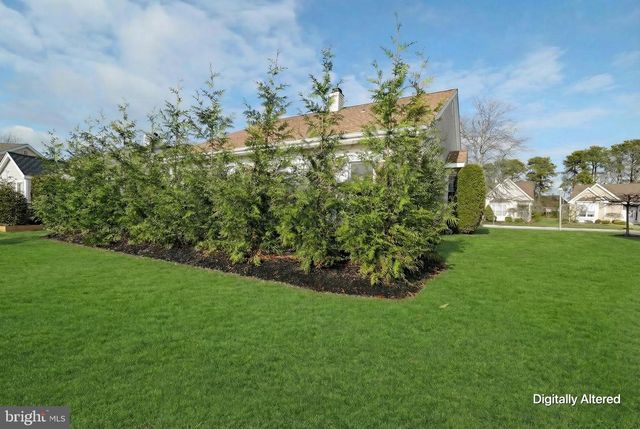 24 JUMPING BROOK LN, Barnegat, NJ 08005