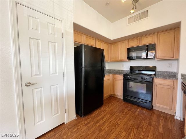 50 Aura De Blanco Street 14101, Henderson, NV 89074