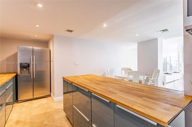 1200 West Ave 526, Miami Beach, FL 33139