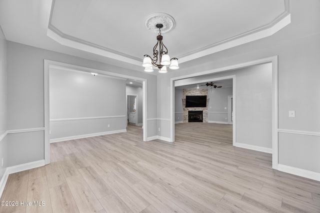 905 Charleston Place, Sneads Ferry, NC 28460