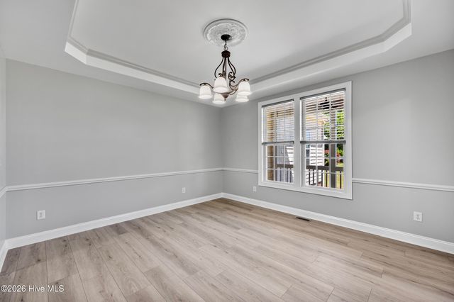 905 Charleston Place, Sneads Ferry, NC 28460